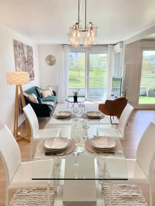 Le Domaine Reserve , Parking Et Ecrin De Verdure Amiens Eksteriør billede