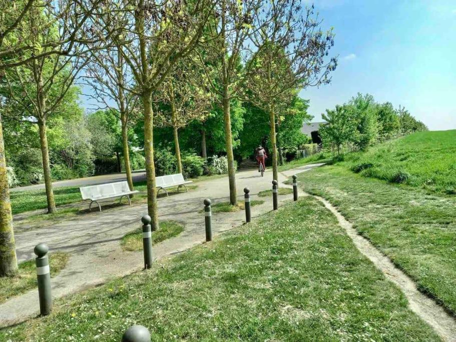 Le Domaine Reserve , Parking Et Ecrin De Verdure Amiens Eksteriør billede